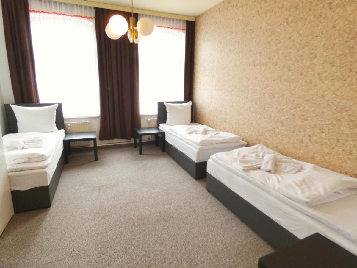 Apartment Sunnyhome Monteurwohnungen Und In *
