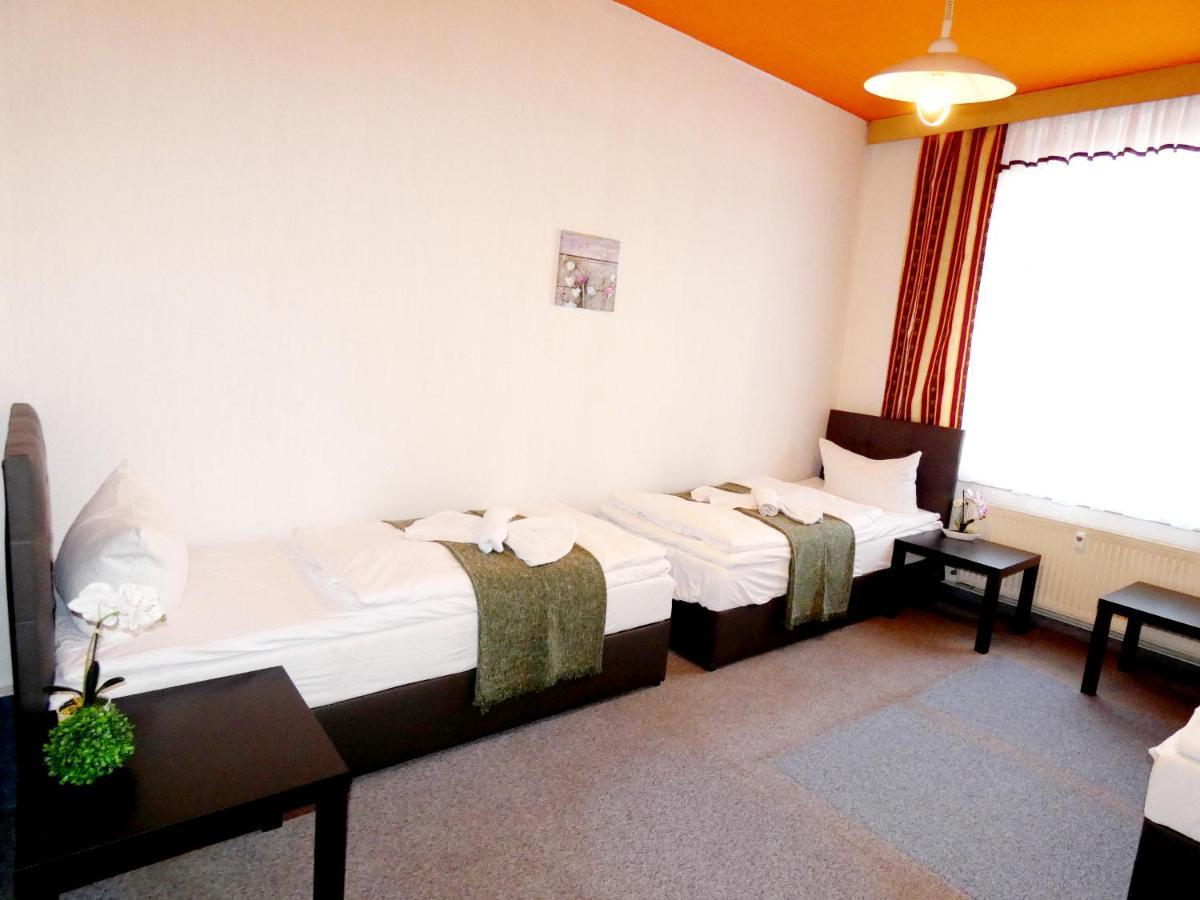 Apartment Sunnyhome Monteurwohnungen Und In *